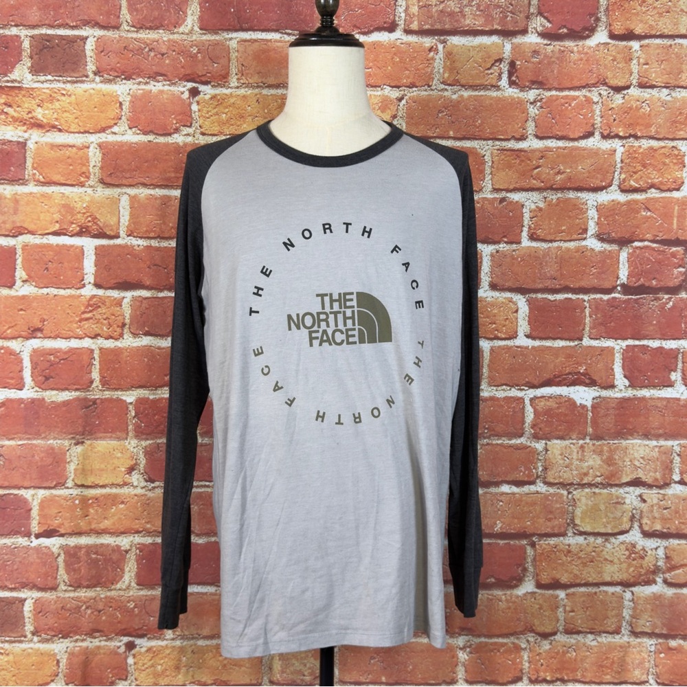 The‎ North Face Gray and Black Logo Long Sleeve Baseball Tee Size XL